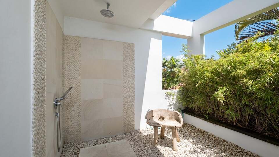 5 Star Anjali Villas – A Private Collection of Balinese Elegance