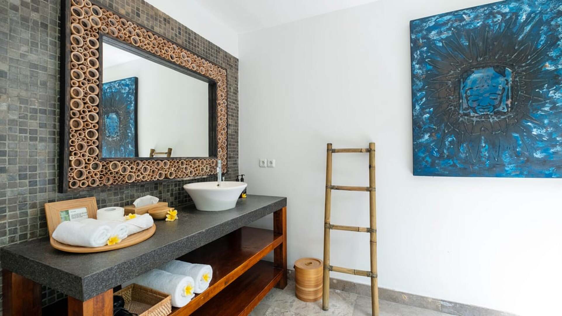 5 Star Anjali Villas – A Private Collection of Balinese Elegance