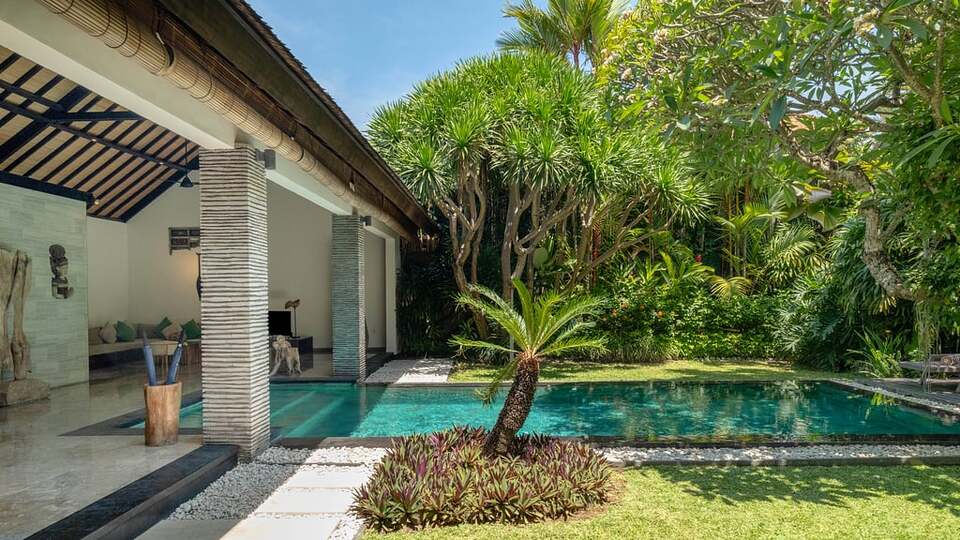 5 Star Anjali Villas – A Private Collection of Balinese Elegance