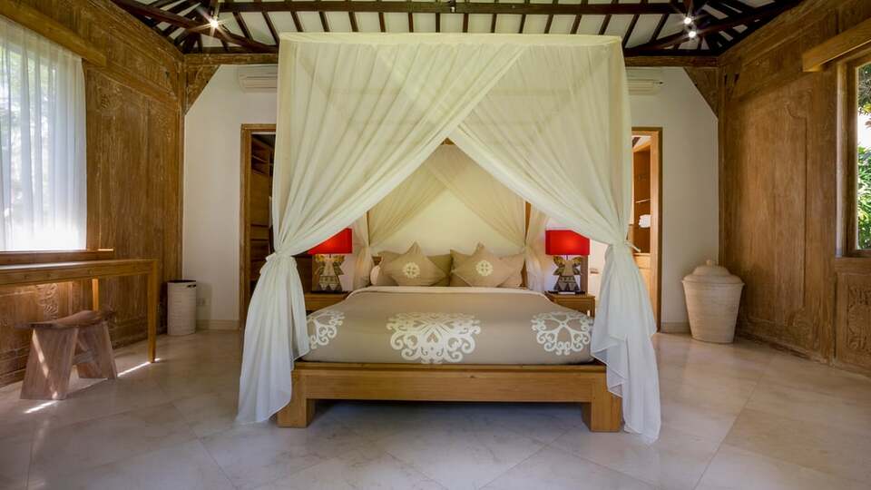 5 Star Villa Khajuraho – Uluwatu Serenity Escape