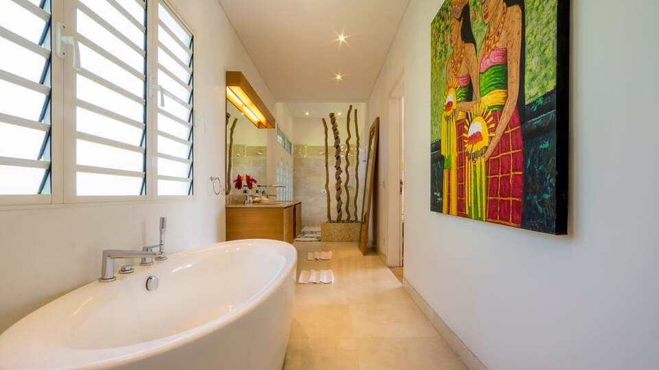 5 Star Villa Khajuraho – Uluwatu Serenity Escape