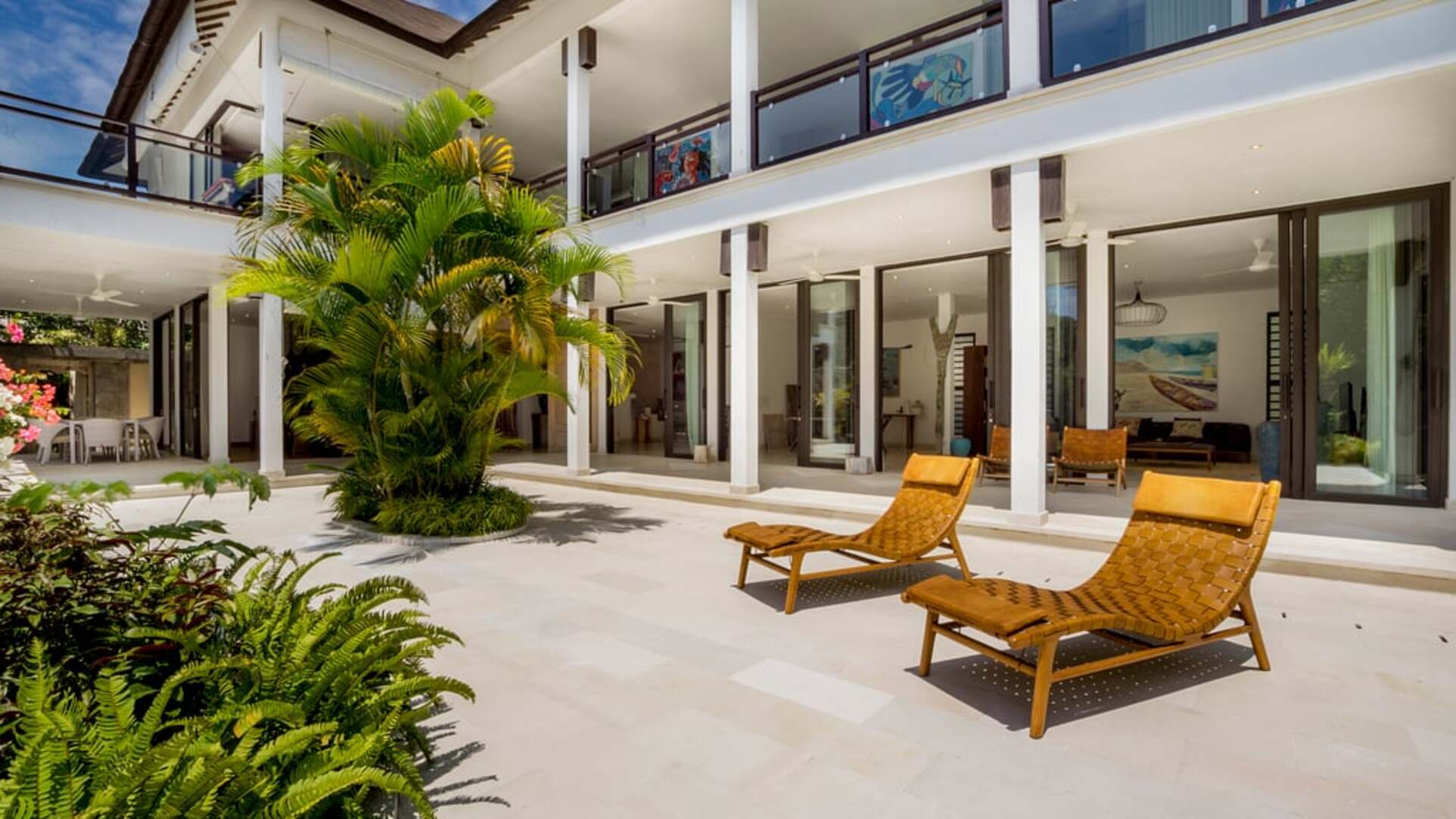 5 Star Villa Khajuraho – Uluwatu Serenity Escape
