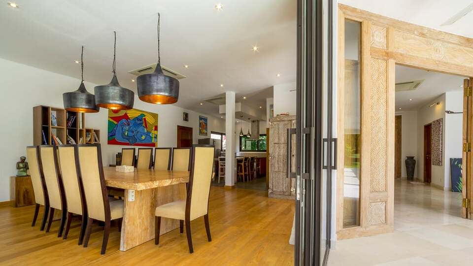 5 Star Akilea Estate – Tropical Grandeur Retreat