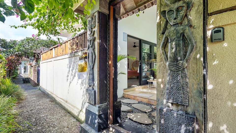 5 Star Villa Lora – Ubud Romance Hideaway