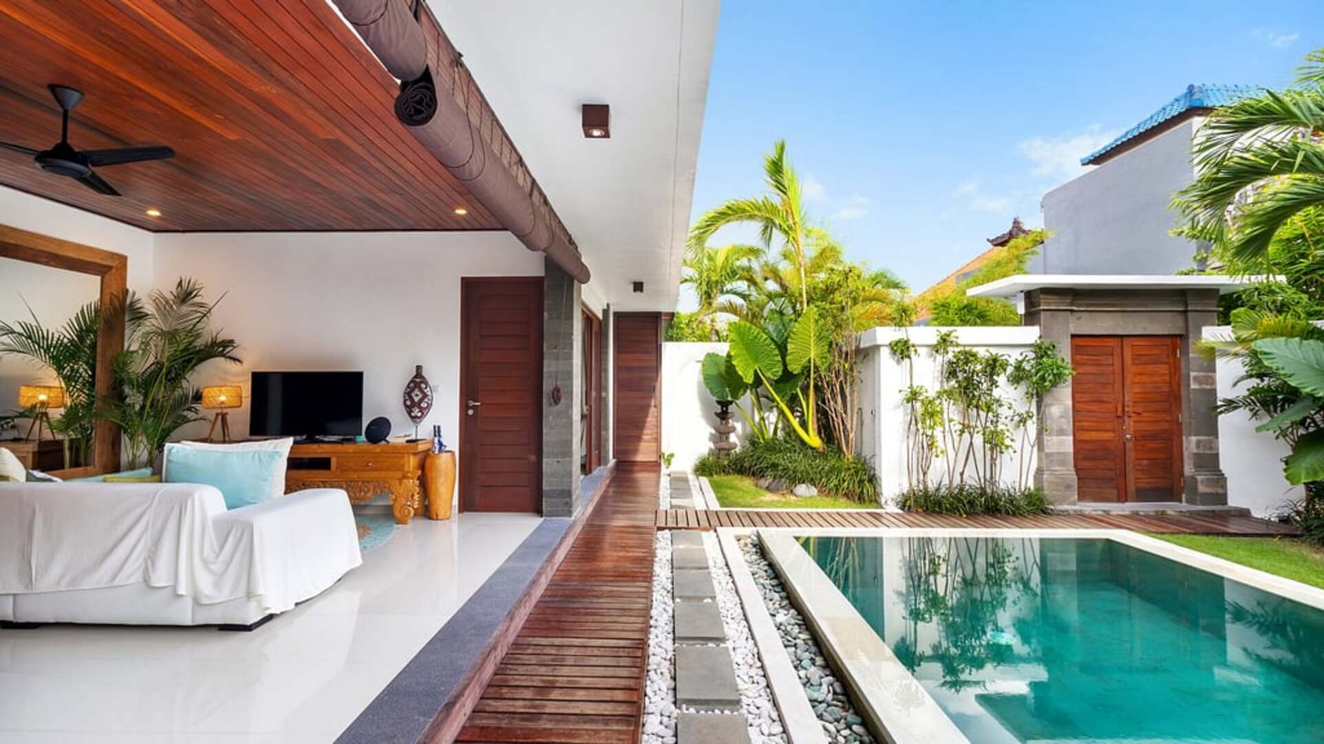 5 Star Villa Olli – Tropical Kerobokan Haven