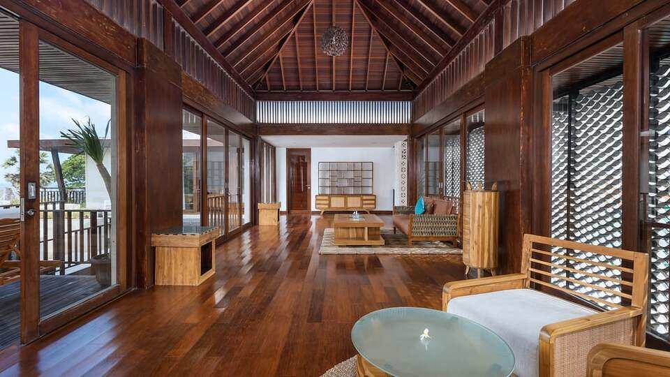 5 Star The Chand’s Three – Oceanfront Balinese Escape