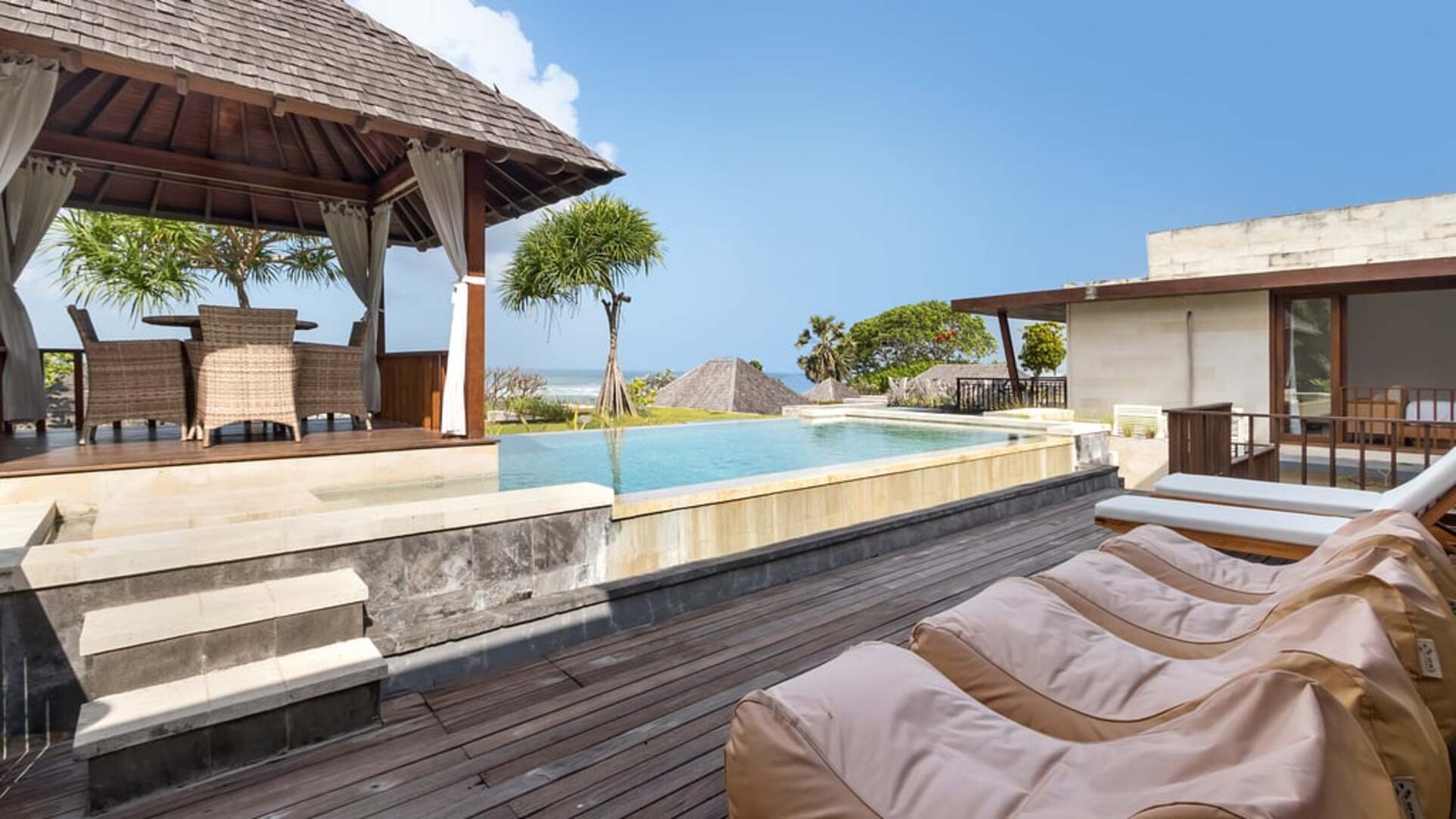 5 Star The Chand’s Three – Oceanfront Balinese Escape