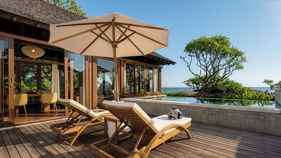 5 Star The Chand’s Two – Beachfront Serenity Escape