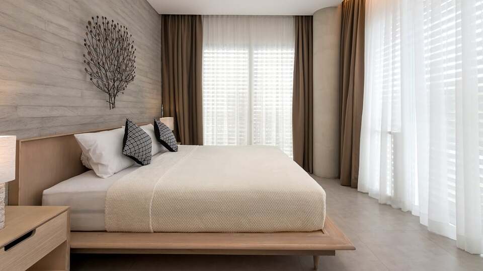 5 Star Swan Villa 3 – Boho Seminyak Sanctuary
