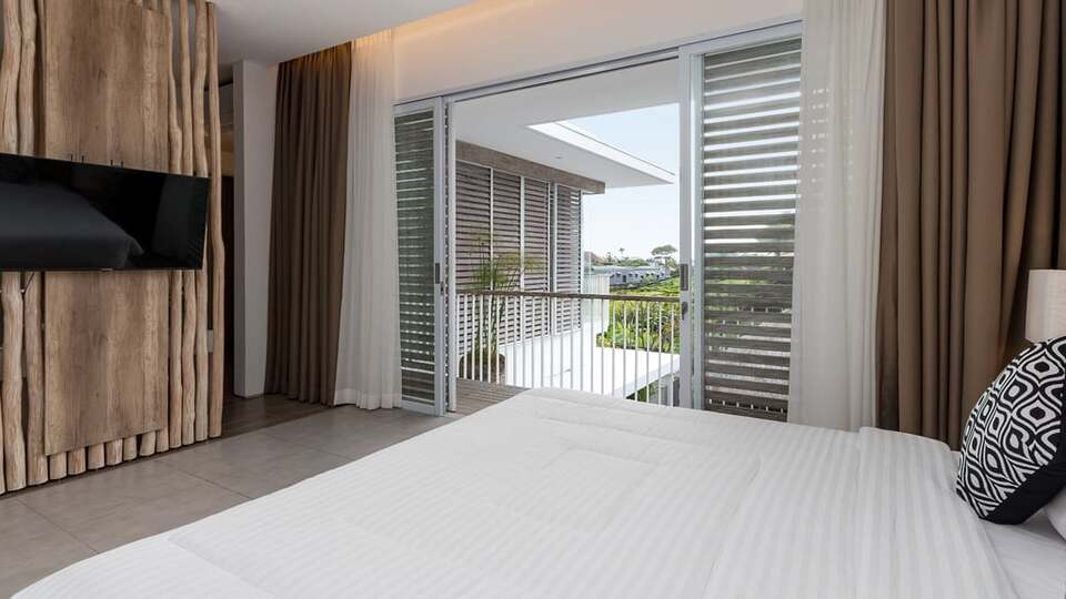 5 Star Swan Villa 3 – Boho Seminyak Sanctuary