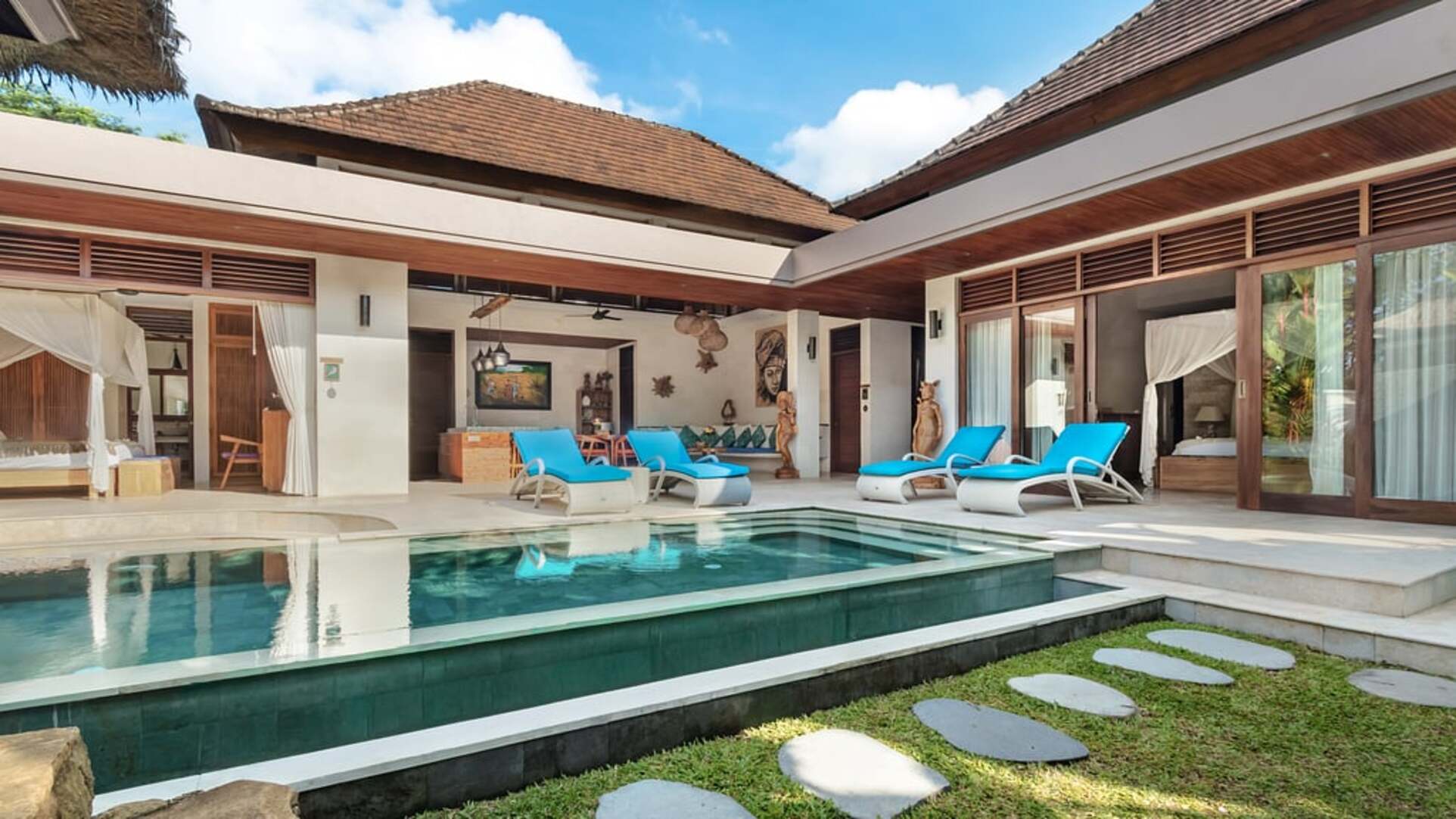 5 Star Villa Liang Ubud – Serene Ricefield Escape