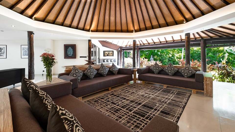 5 Star Villa Kubu Dewi Sri – Canggu Ricefield Retreat