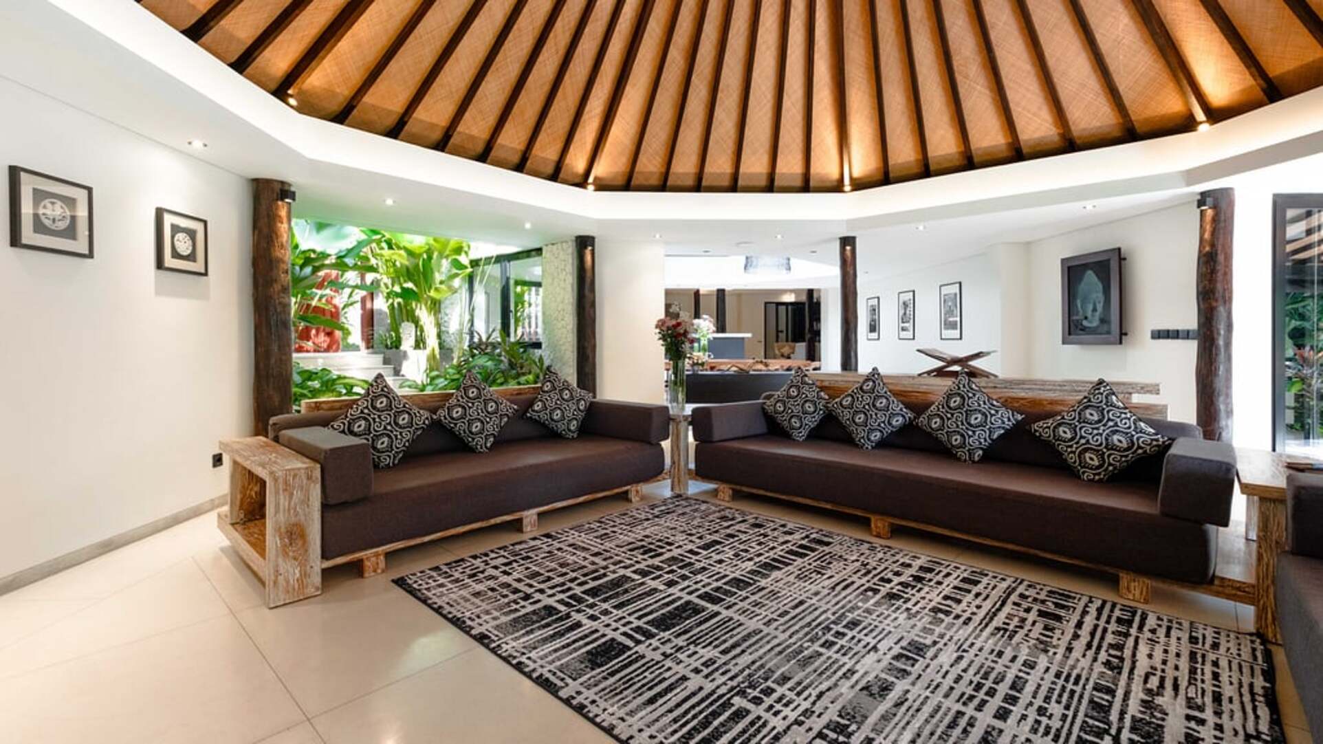 5 Star Villa Kubu Dewi Sri – Canggu Ricefield Retreat