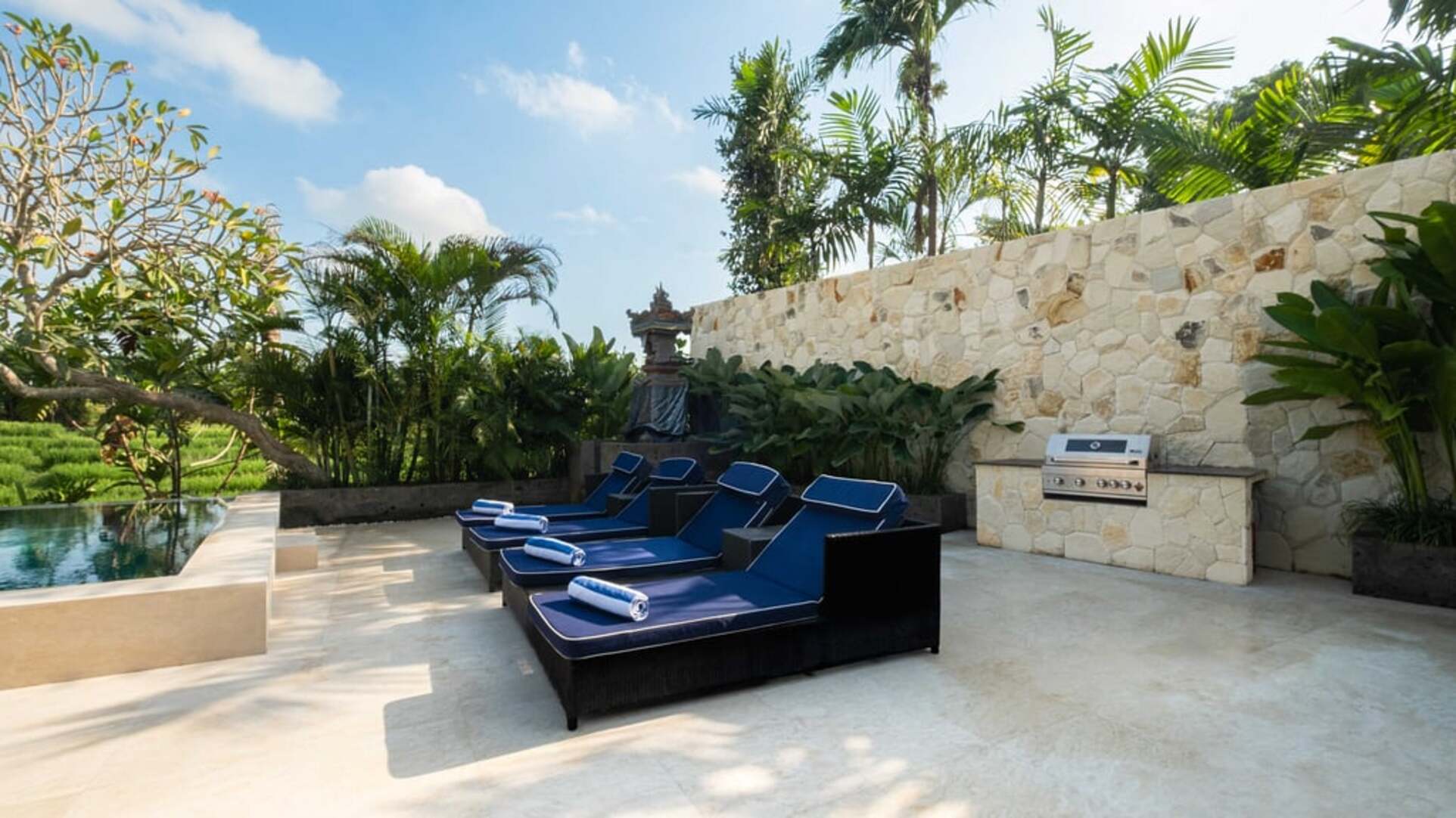 5 Star Villa Kubu Dewi Sri – Canggu Ricefield Retreat