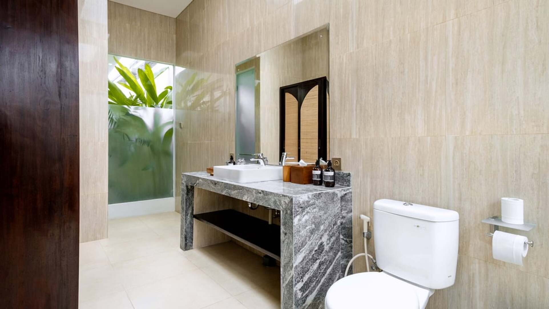 5 Star Villa Latima – Elegant Seminyak Retreat