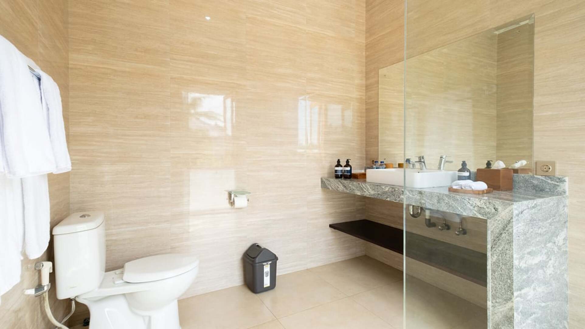 5 Star Villa Latima – Elegant Seminyak Retreat