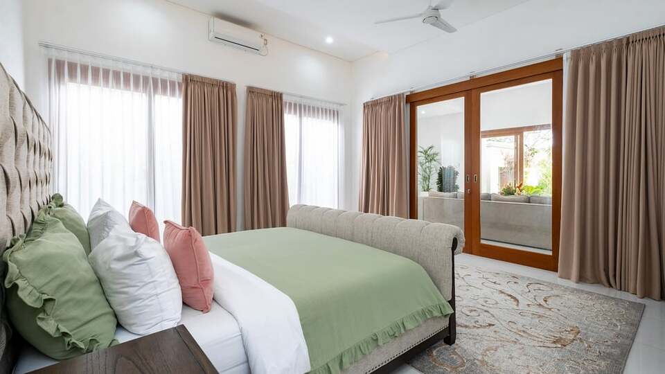 5 Star Villa Latima – Elegant Seminyak Retreat