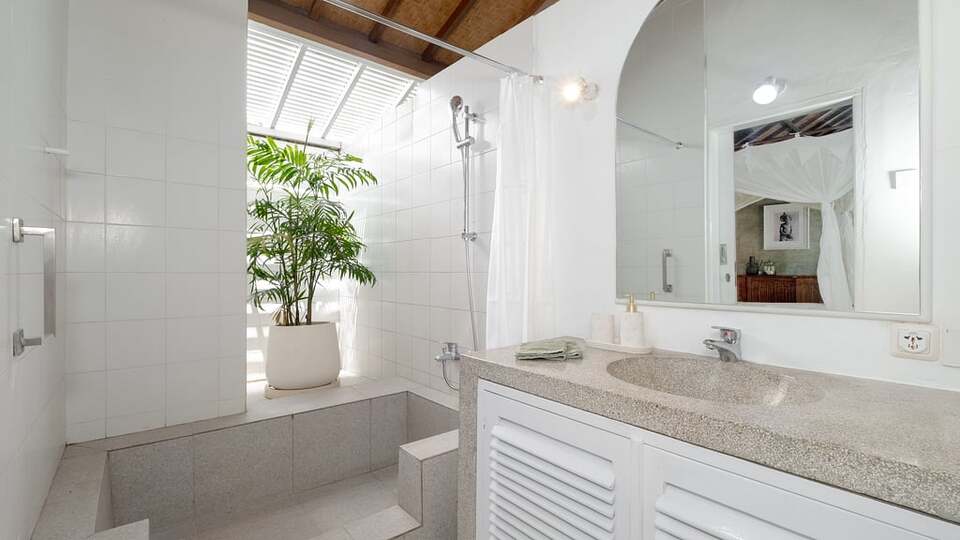 5 Star Villa Celeste – Tropical Seminyak Haven