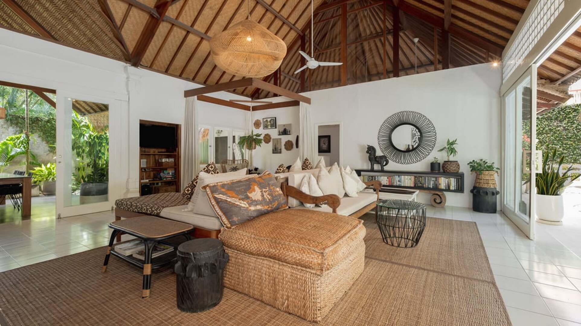 5 Star Villa Celeste – Tropical Seminyak Haven