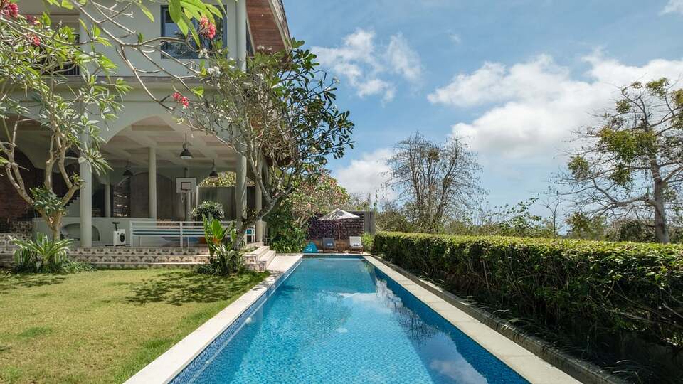 5 Star Ocean Forest Villa – Bingin Forest Escape