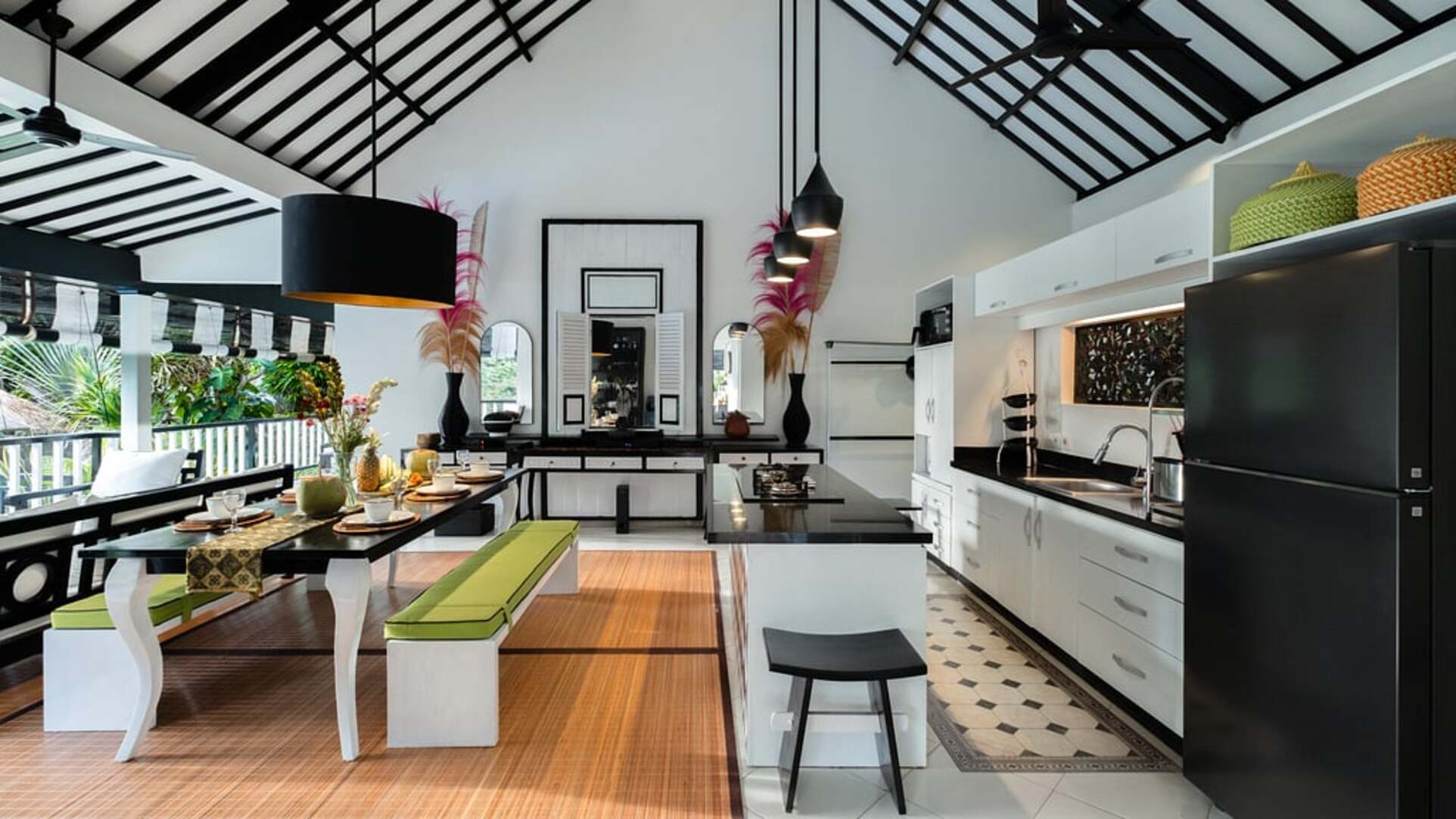 5 Star Villa Lepak by the River – Riverside Ubud Retreat