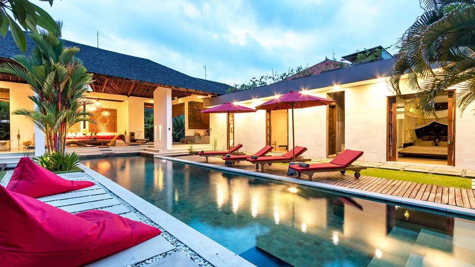 5 Star Alarte Estate – Elegant Seminyak Escape