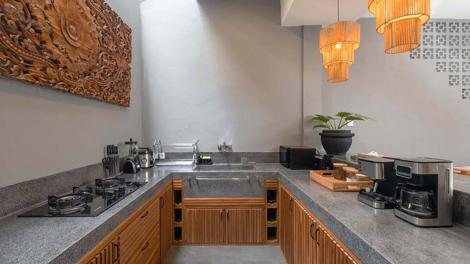 5 Star Alarte Estate – Elegant Seminyak Escape