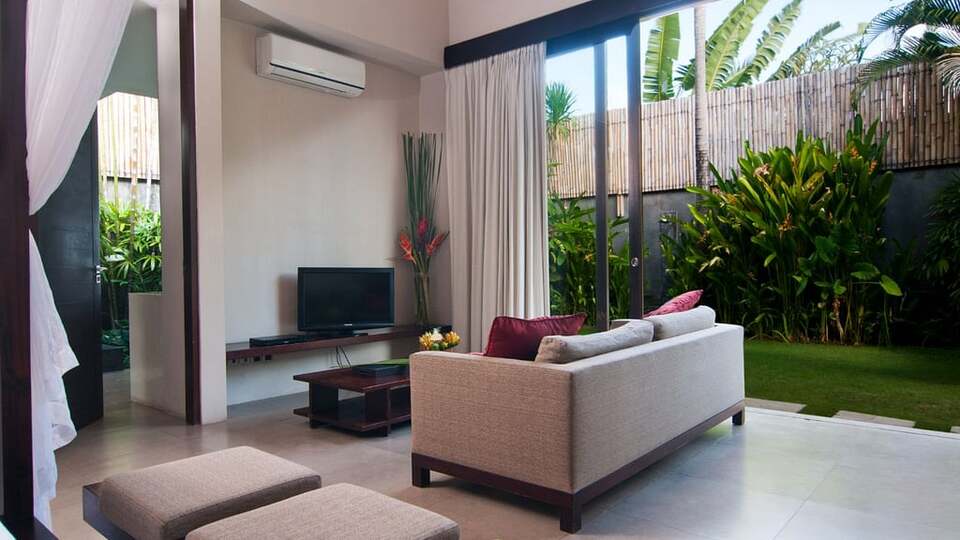 5 Star Alice Estate – Serene Seminyak Estate