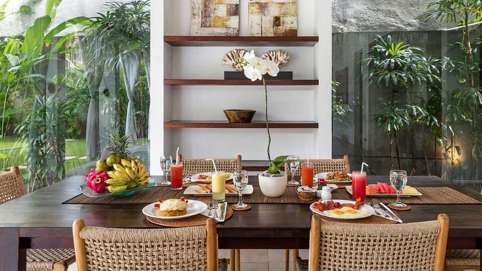 5 Star Alice Estate – Serene Seminyak Estate