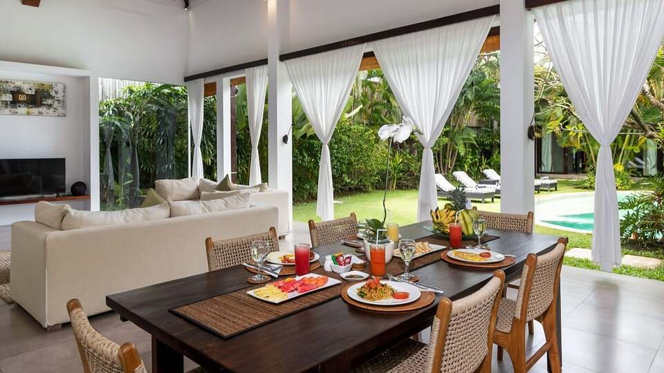 5 Star Alice Estate – Serene Seminyak Estate