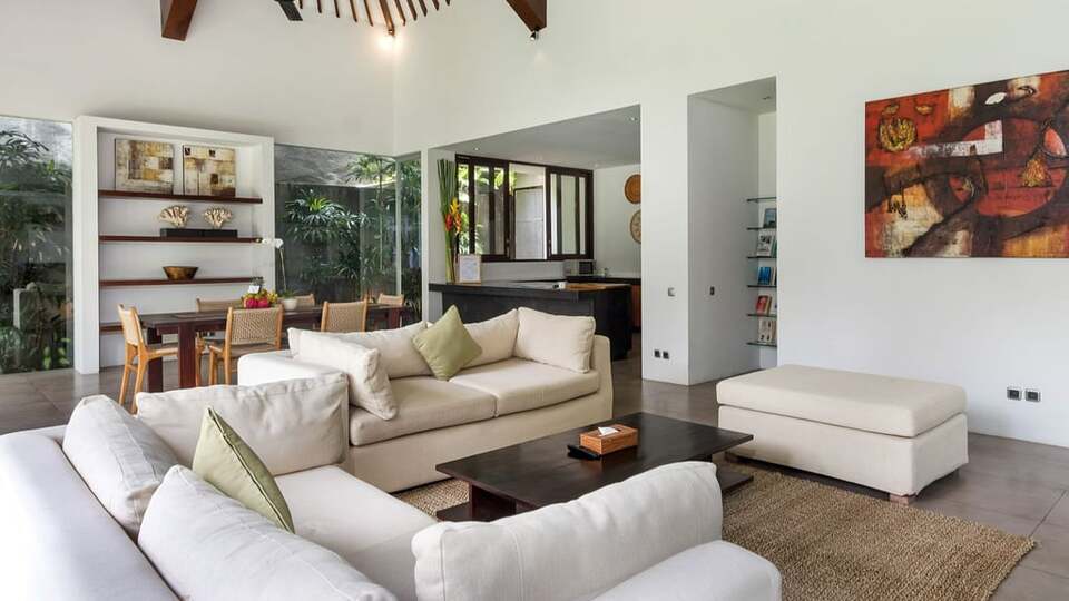 5 Star Alice Estate – Serene Seminyak Estate