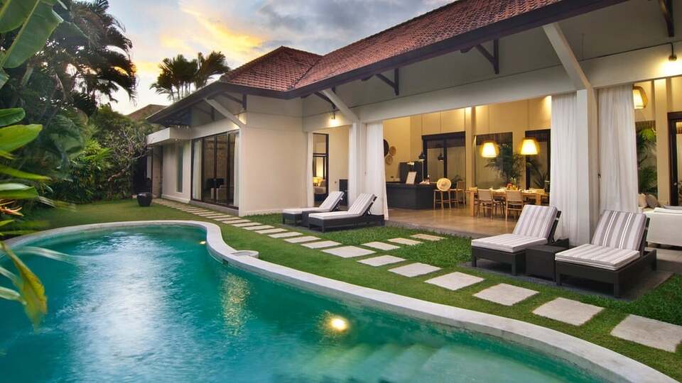 5 Star Alice Estate – Serene Seminyak Estate