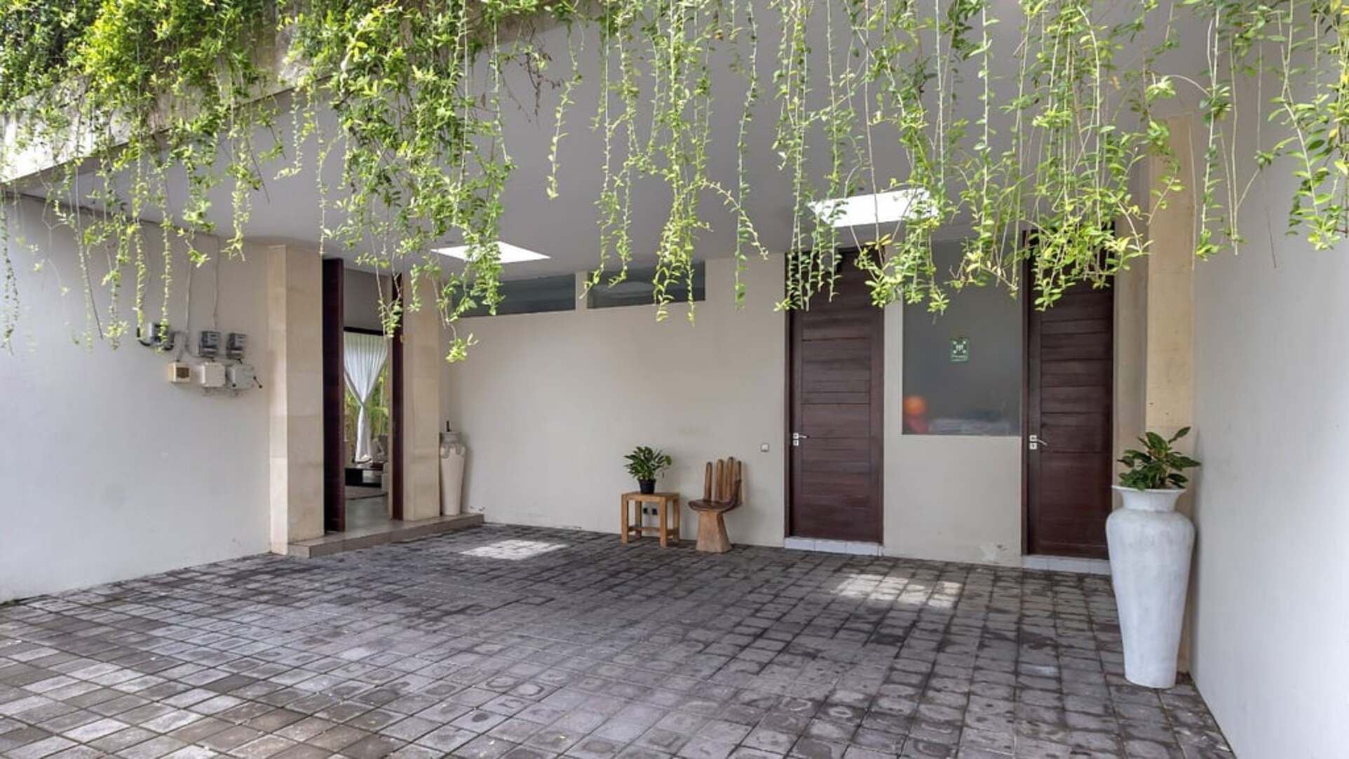 5 Star Alice Estate – Serene Seminyak Estate