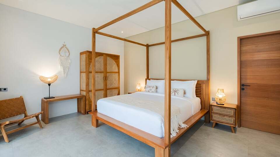 5 Star Villa Suka Sawah – Ricefield Serenity