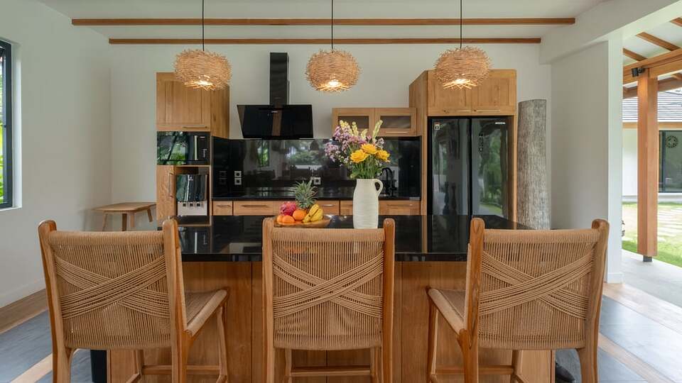 5 Star Villa Suka Sawah – Ricefield Serenity