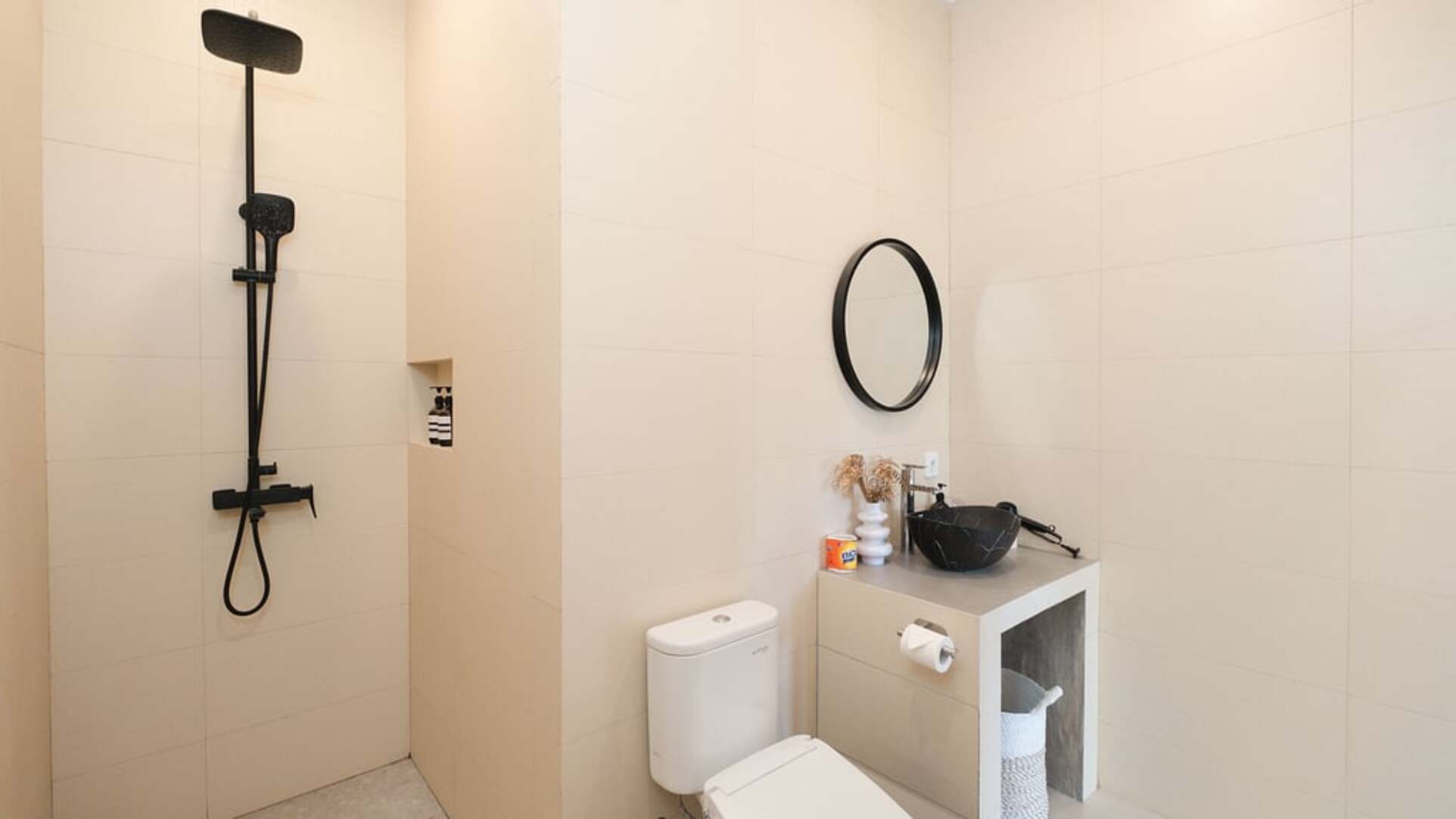 5 Star Kamila Villa 1 – Stylish Seminyak Hideaway