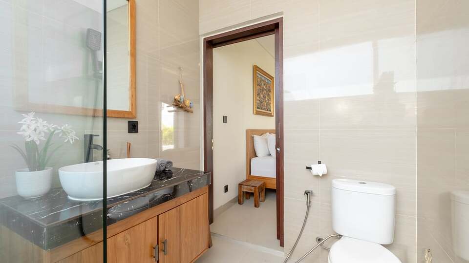 5 Star Villa Lange 3 - Modern Balinese Elegance