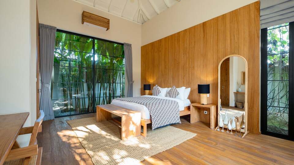 5 Star M Villa 318 Canggu - Tropical Elegance