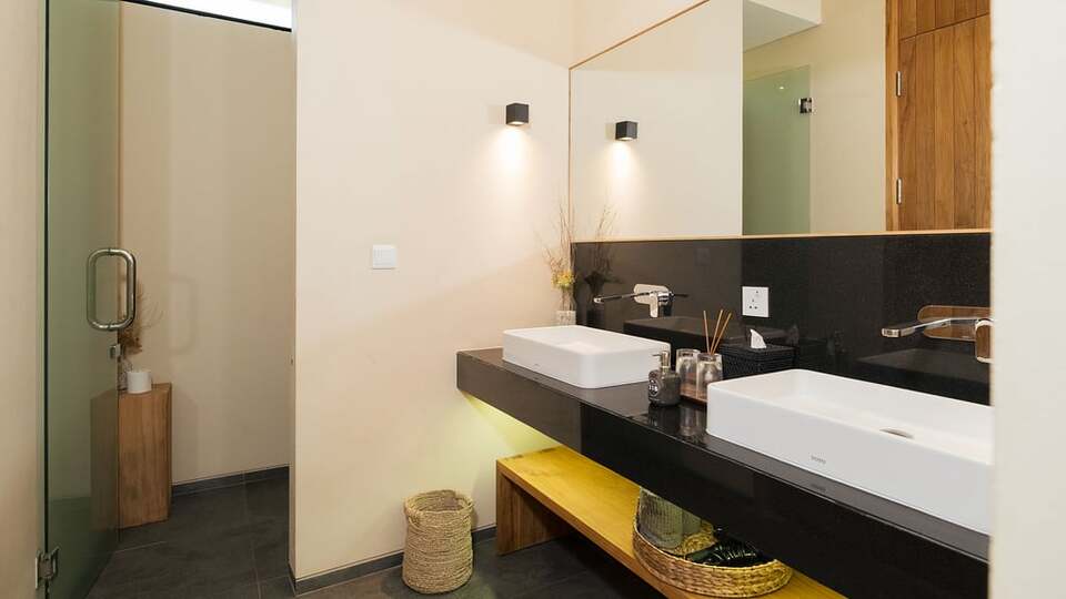 5 Star M Villa 318 Canggu - Tropical Elegance