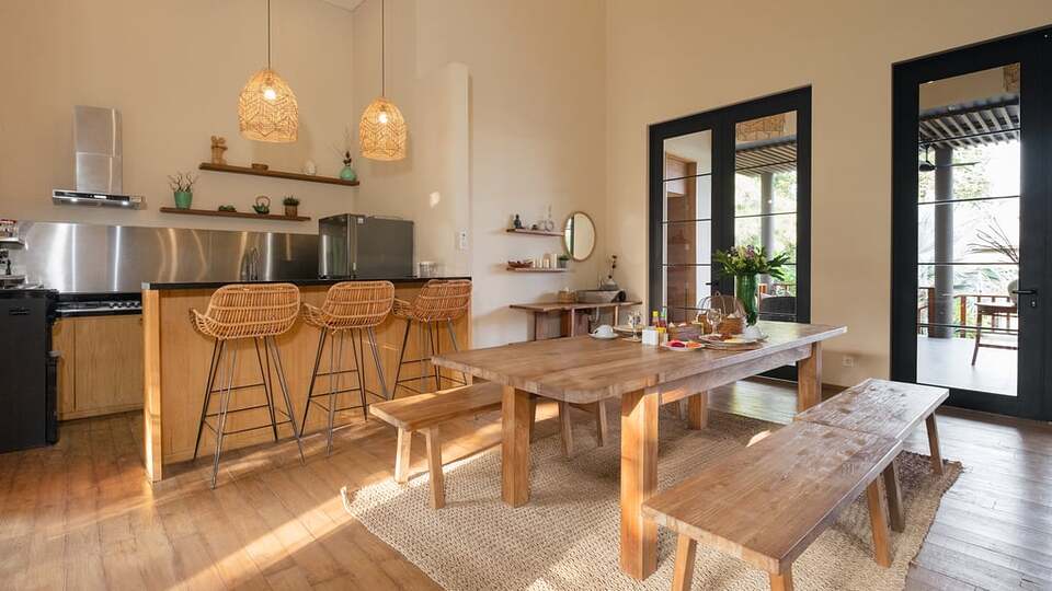 5 Star M Villa 318 Canggu - Tropical Elegance