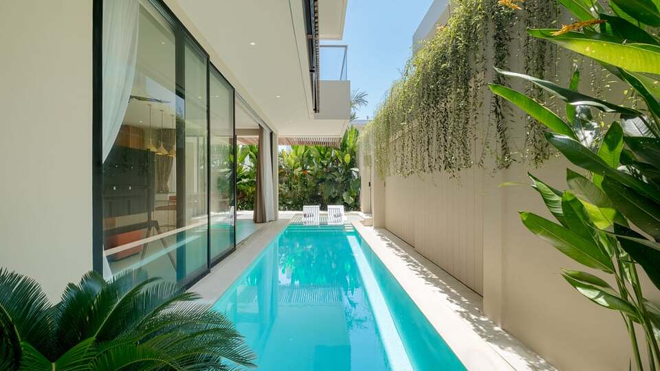5 Star Loona Palm Seseh 2 - Modern Coastal Escape