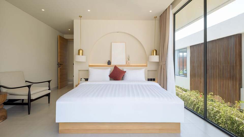 5 Star Loona Palm Seseh Estate - Modern Coastal Serenity