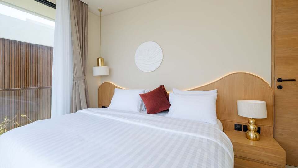 5 Star Loona Palm Seseh Estate - Modern Coastal Serenity