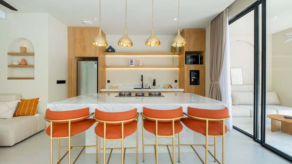 5 Star Loona Palm Seseh Estate - Modern Coastal Serenity