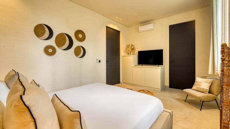 5 Star Villa Amara - Contemporary Tropical Luxury