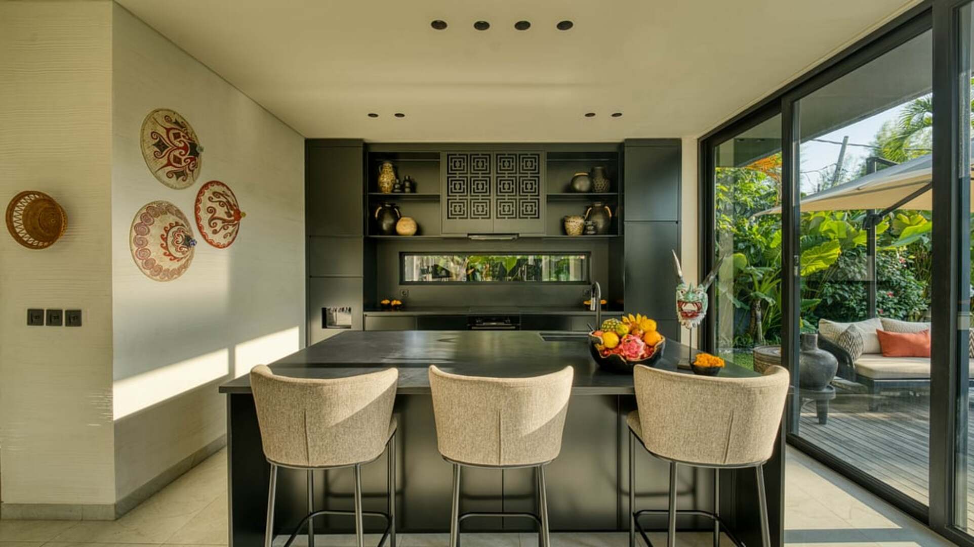 5 Star Villa Amara - Contemporary Tropical Luxury