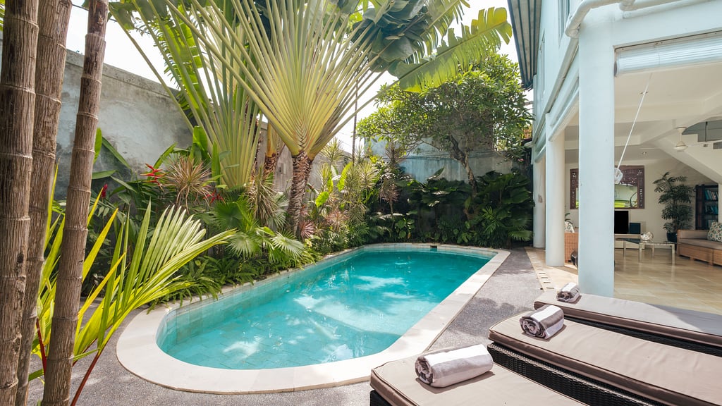 5 Star Villa Merta Sari 8 - Seminyak Serenity