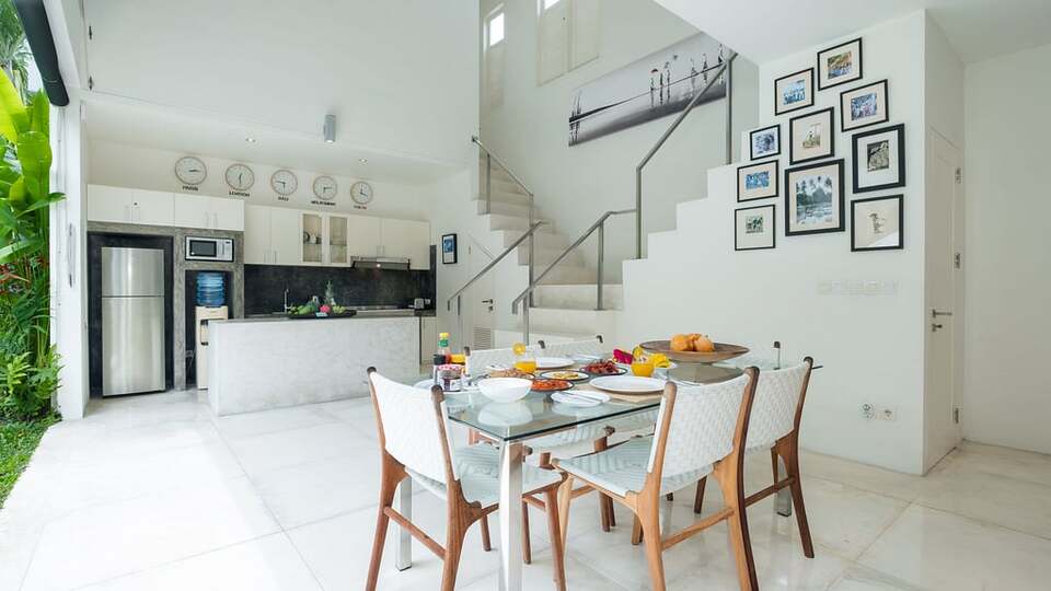 5 Star Villa Merta Sari 10 - Tropical Seminyak Retreat