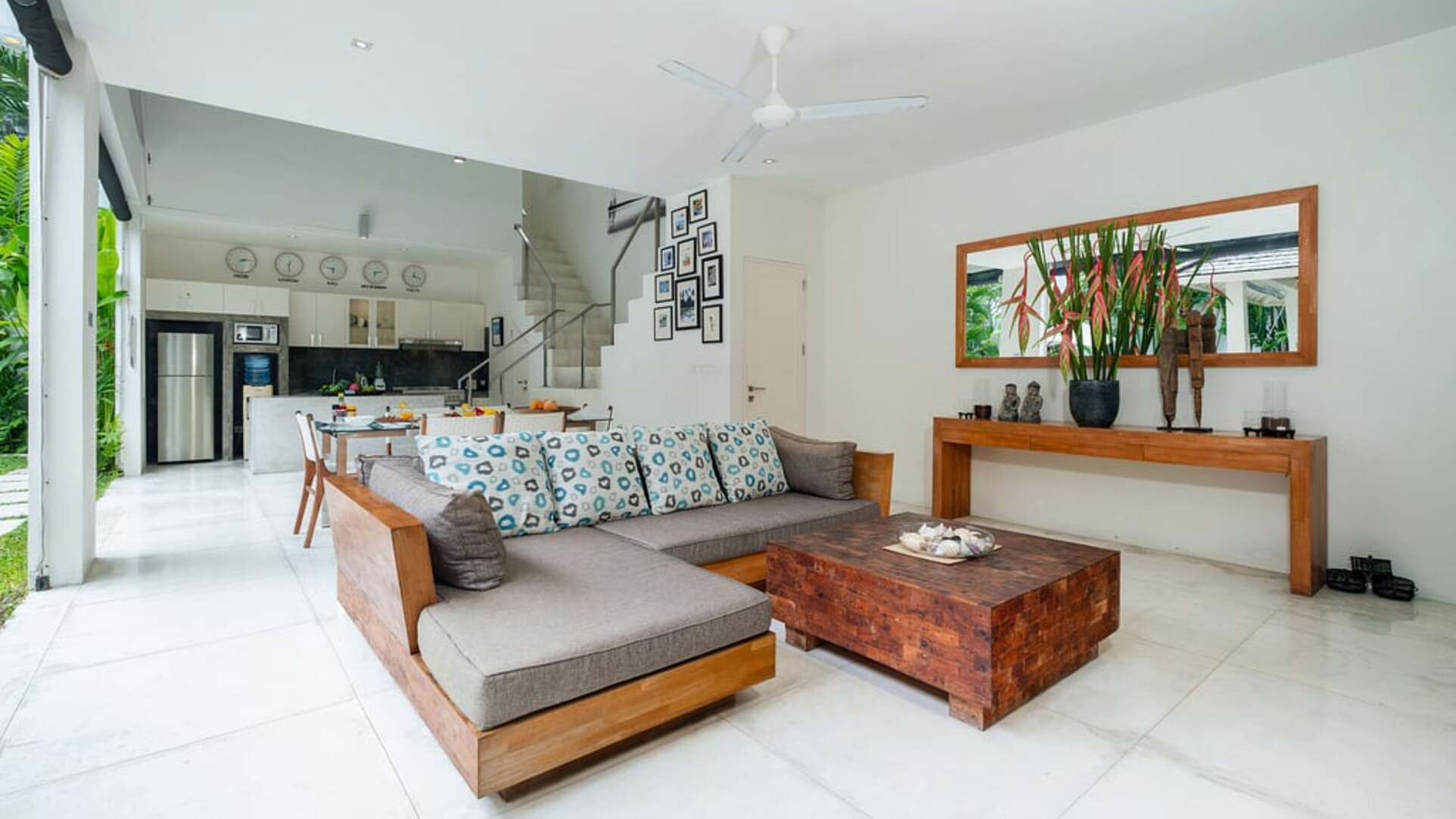 5 Star Villa Merta Sari 10 - Tropical Seminyak Retreat