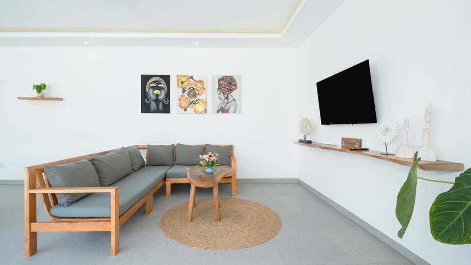 5 Star Villa Kuwait - Contemporary Tropical Escape